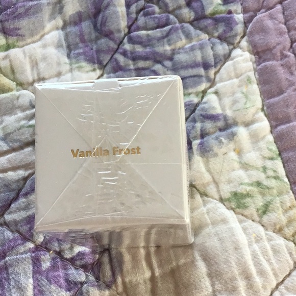 Sheglam Glow Bloom Liquid Highlighter Vanilla Frost New In Box - Picture 3 of 4